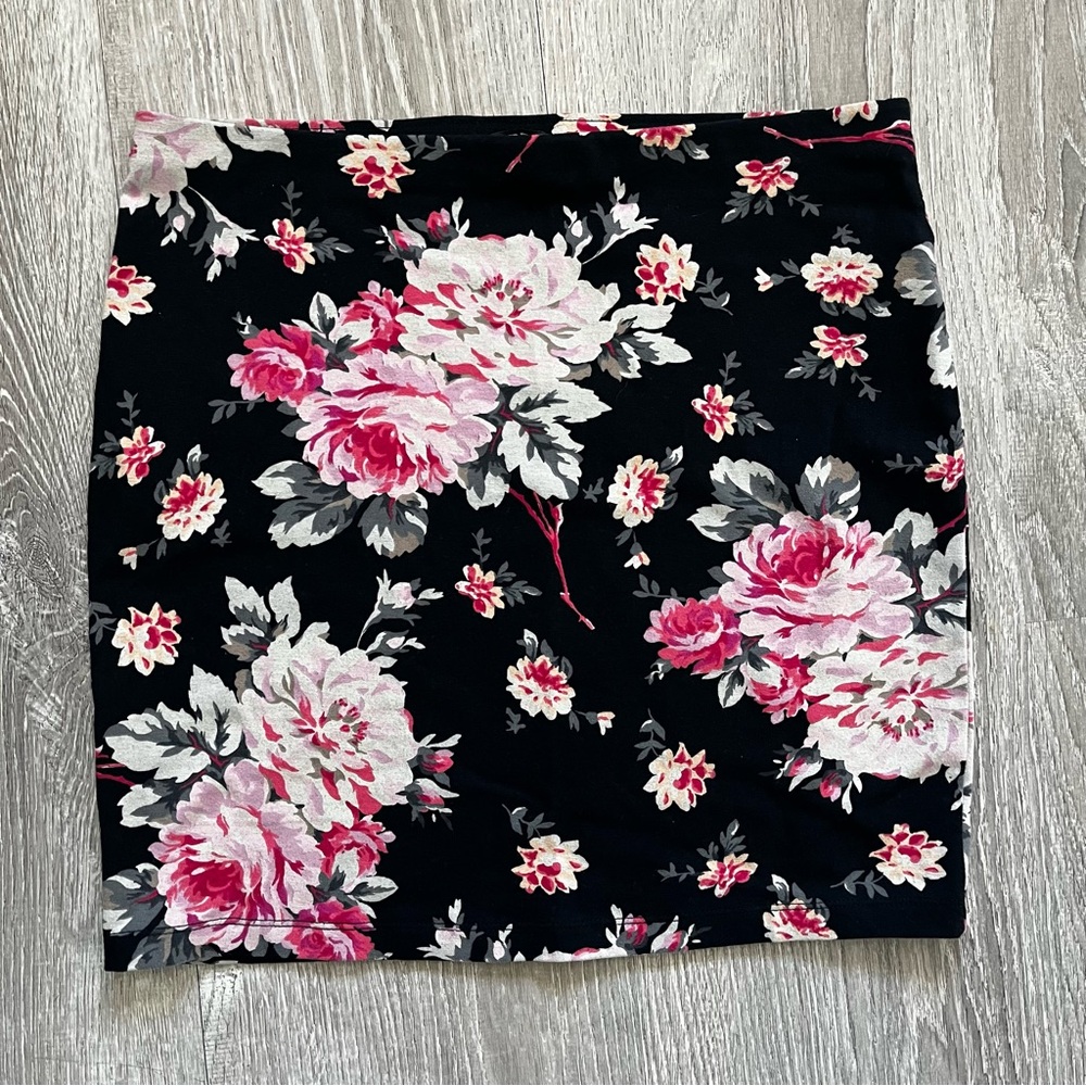 Express mini skirt